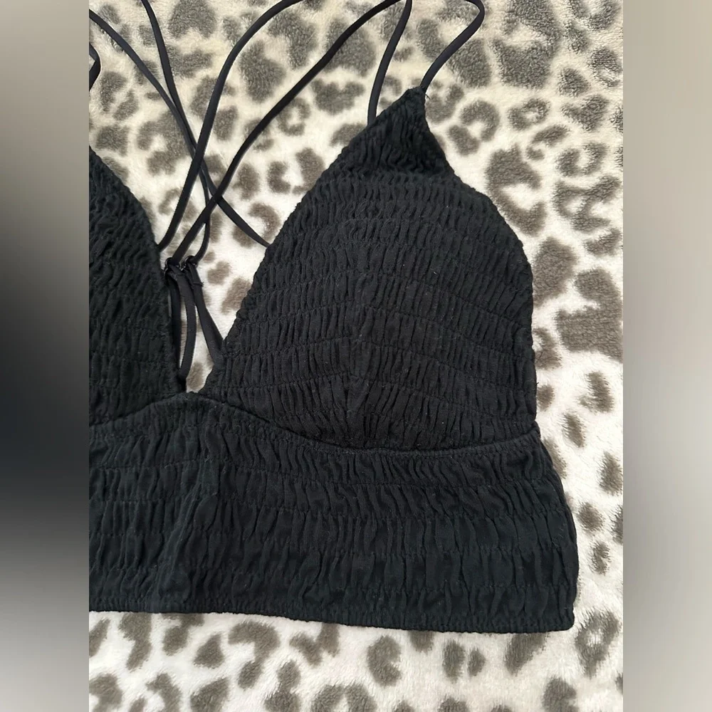 PINK Victoria’s Secret Smocked Bralette in Black Size Medium Women’s - Picture 4 of 17